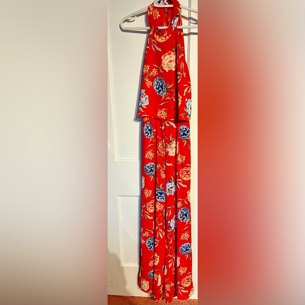 Floral Jumpsuit (S) great condition looks brand new! Never worn.